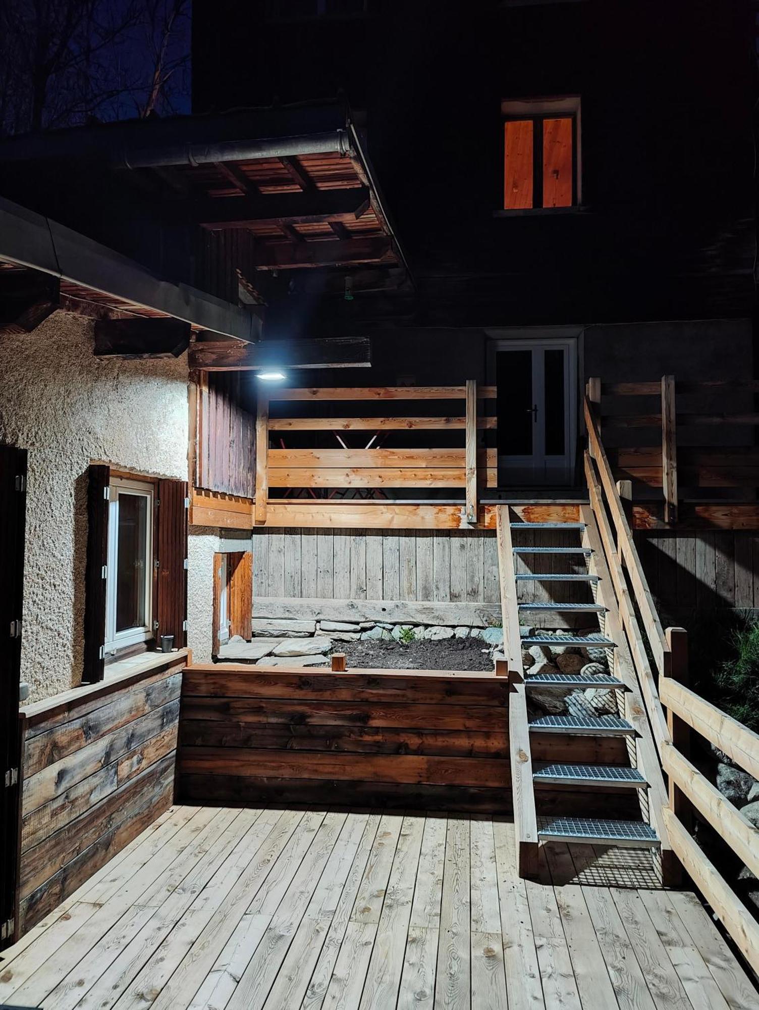Chalet Ailleurs Appartement A Molines En Queyras Екстер'єр фото