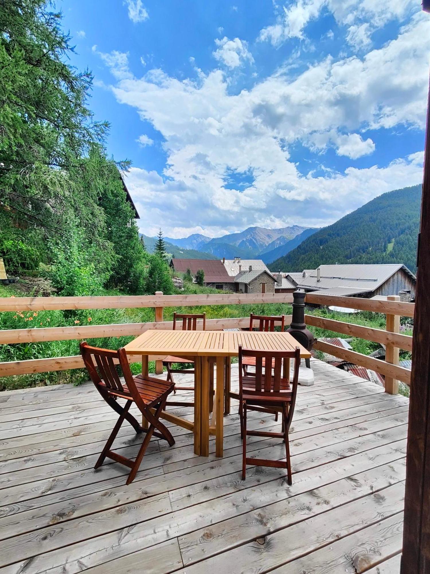 Chalet Ailleurs Appartement A Molines En Queyras Екстер'єр фото